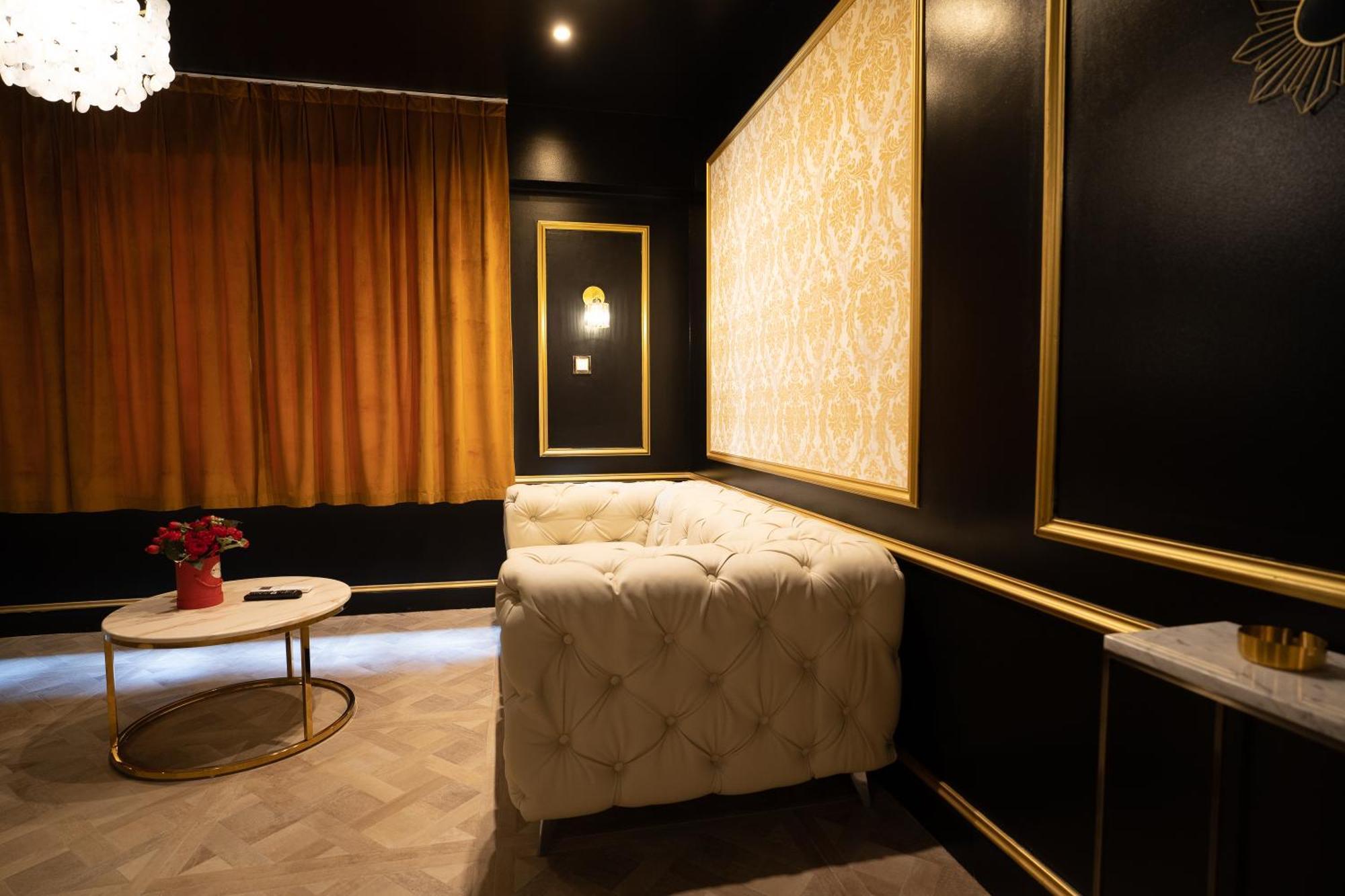 Appartement D'Exception Avec Jacuzzi ヴィルフランシュ・シュル・ソーヌ エクステリア 写真