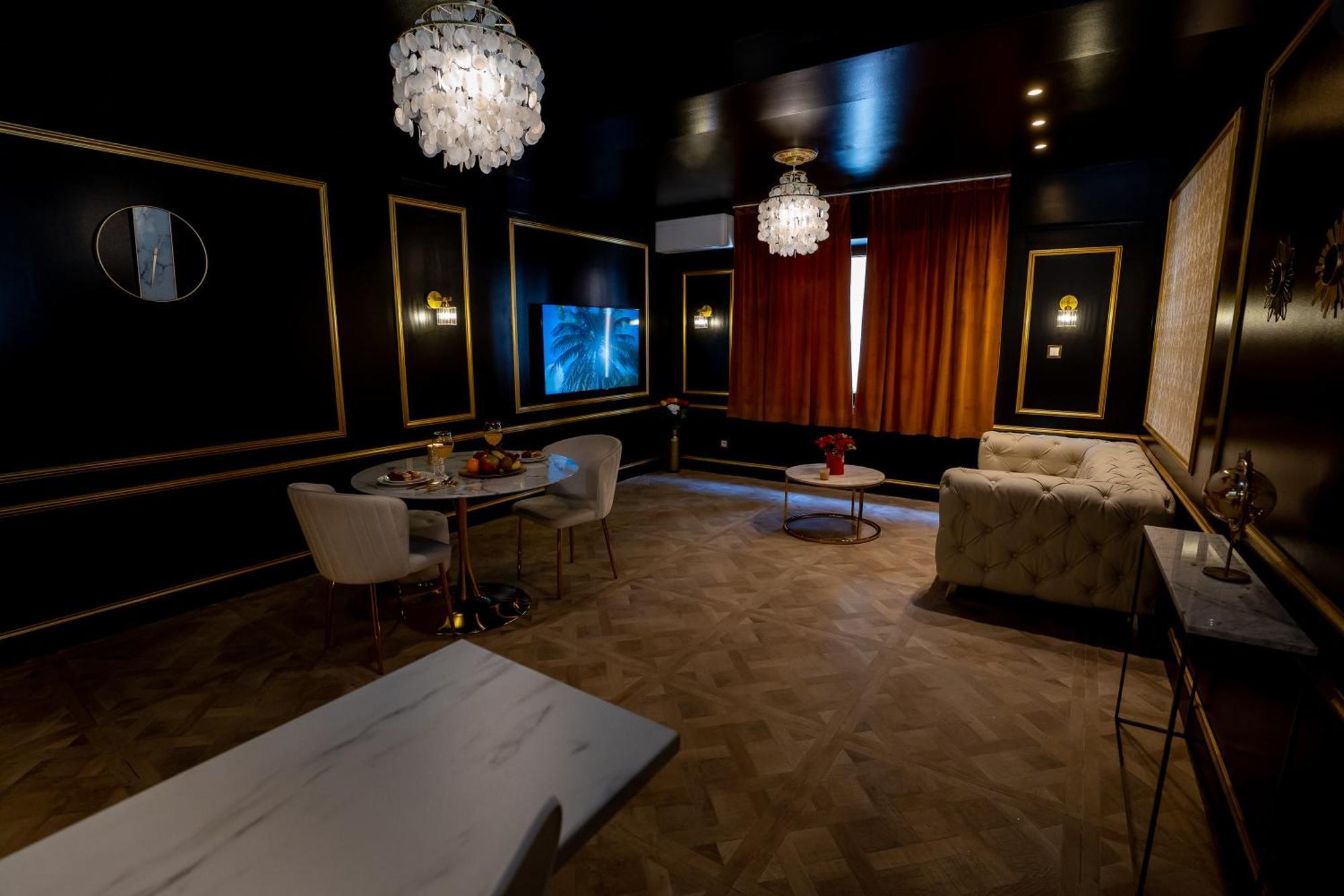 Appartement D'Exception Avec Jacuzzi ヴィルフランシュ・シュル・ソーヌ エクステリア 写真