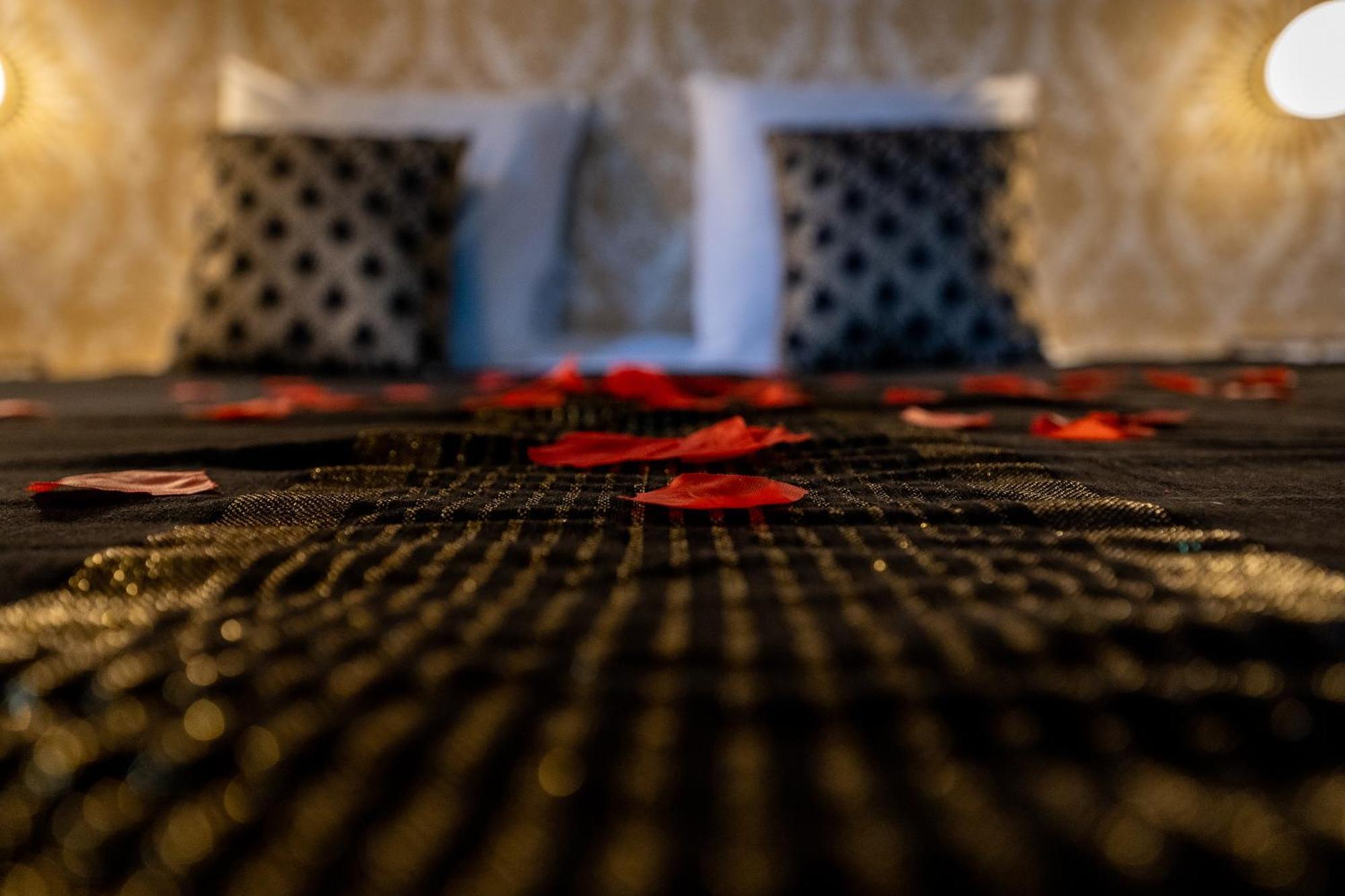 Appartement D'Exception Avec Jacuzzi ヴィルフランシュ・シュル・ソーヌ エクステリア 写真